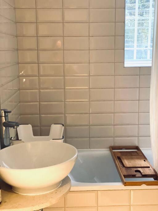 Ferienwohnung Beautiful 2 Bed/ 2 Bath Notting Hill Garden Flat London Exterior foto